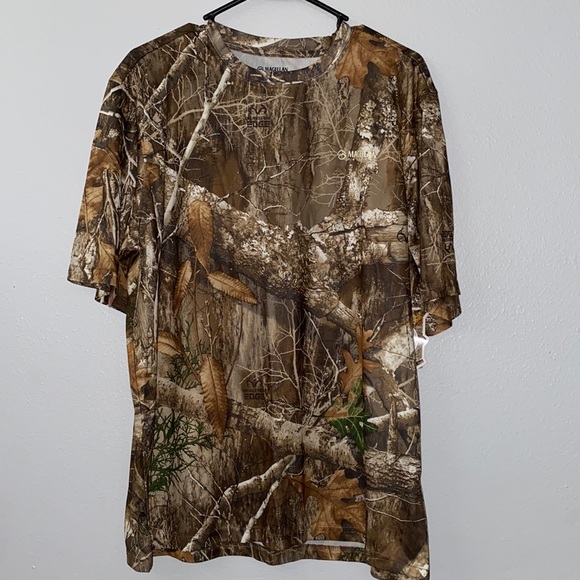 Magellan Outdoors Other - 🤩4/$15🥳 Magellan camo hunting shirt
